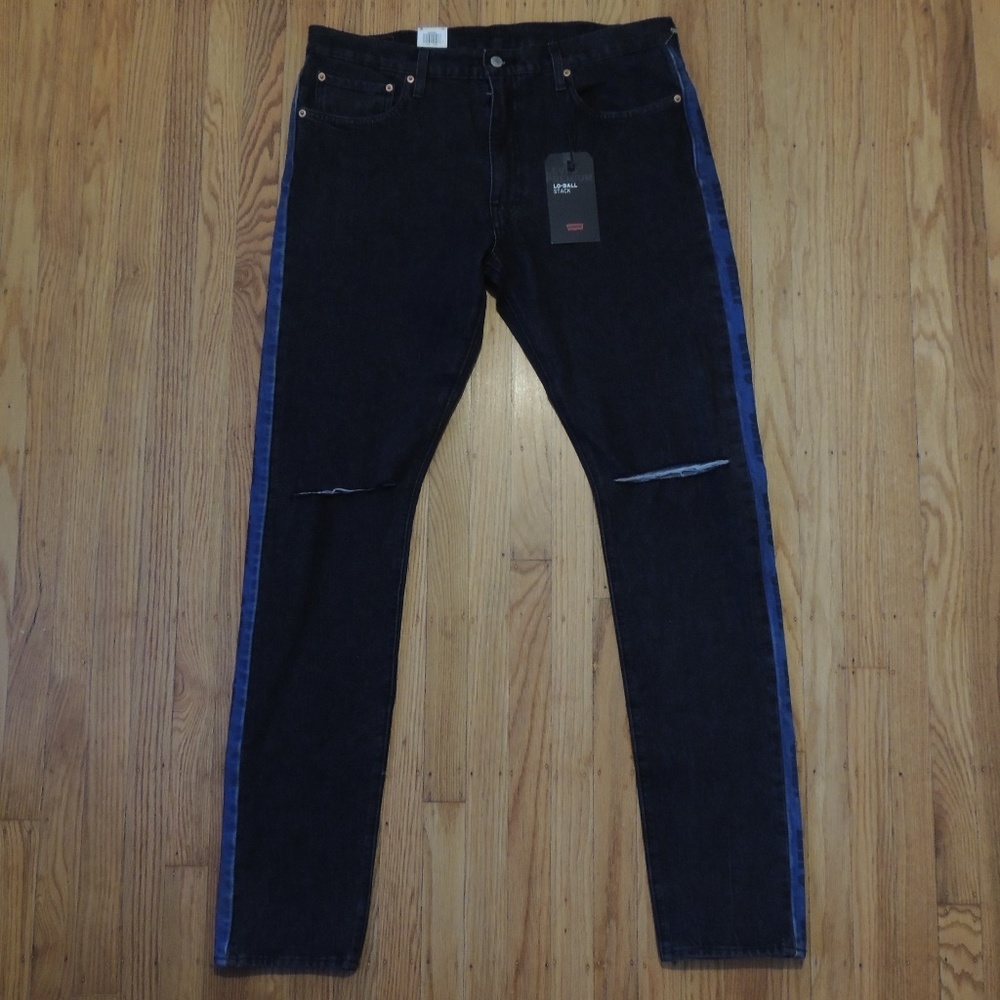 Levis Premium Lo Ball Jeans Black Spell Out Big E